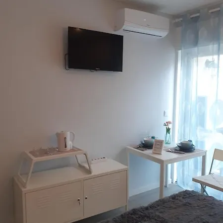 Porto Beach Rooms Guest house